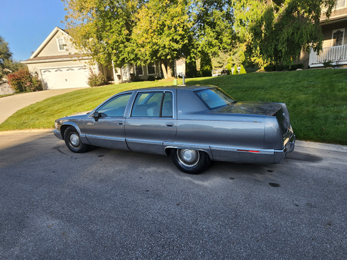 1993 Cadillac Fleetwood Base