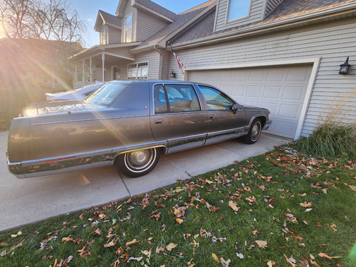 1993 Cadillac Fleetwood Base