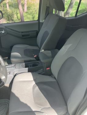 White 2011 Nissan Xterra S