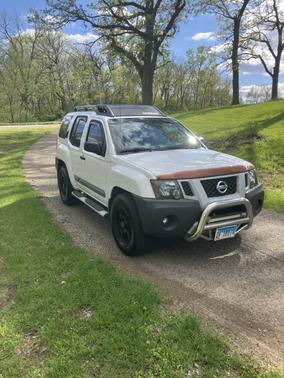 White 2011 Nissan Xterra S