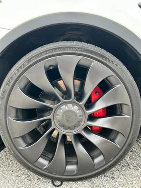 White 2022 Tesla Model Y Performance