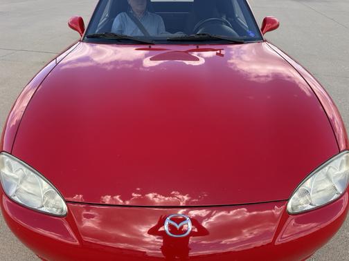 2002 Mazda MX-5 Miata Base
