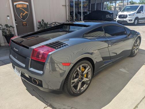Gray 2006 Lamborghini Gallardo SE