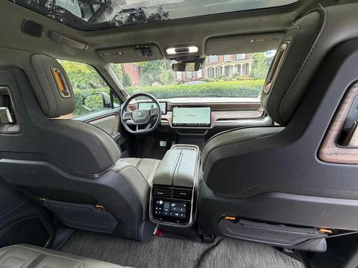 Green 2022 Rivian R1T Launch Edition