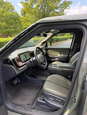Green 2022 Rivian R1T Launch Edition