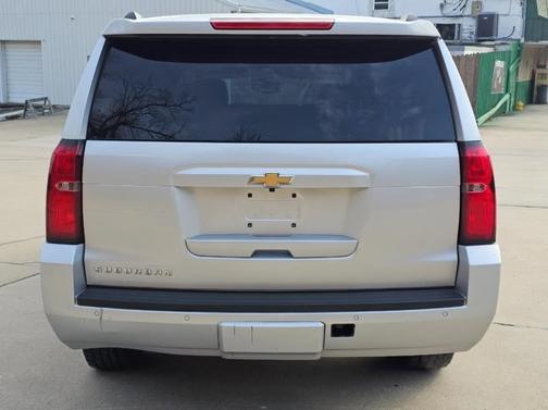Silver 2019 Chevrolet Suburban LT