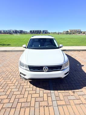 White 2018 Volkswagen Tiguan 2.0T SE