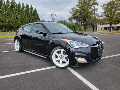 Black 2016 Hyundai Veloster Turbo