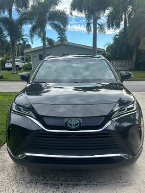 Black 2021 Toyota Venza Limited