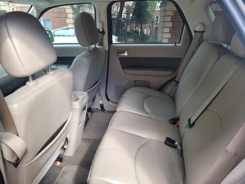 2010 Mercury Mariner Hybrid Base