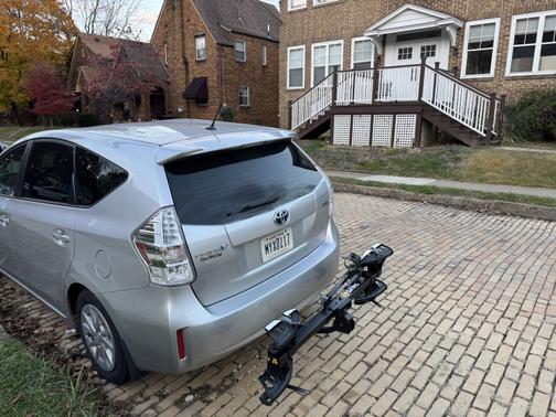 2013 Toyota Prius v Three