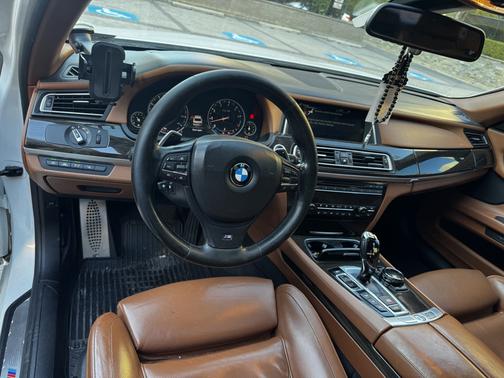 White 2015 BMW 750 Li xDrive