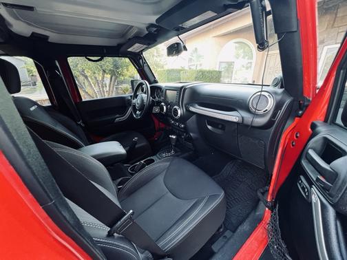2014 Jeep Wrangler Unlimited Rubicon