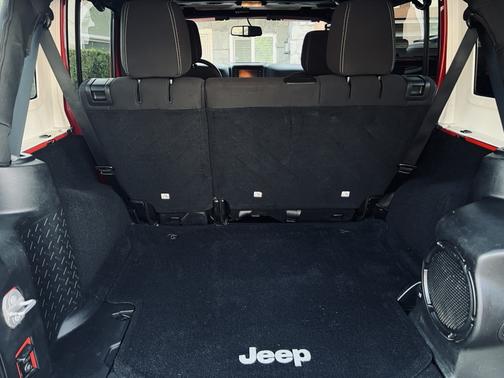 2014 Jeep Wrangler Unlimited Rubicon