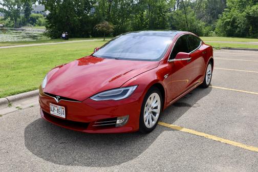 2016 Tesla Model S 75D