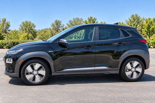 Black 2020 Hyundai KONA EV SEL