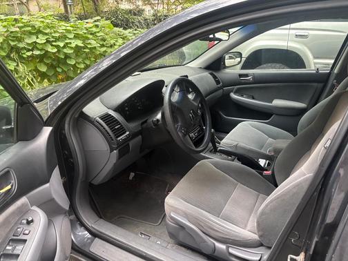 Silver 2005 Honda Accord LX