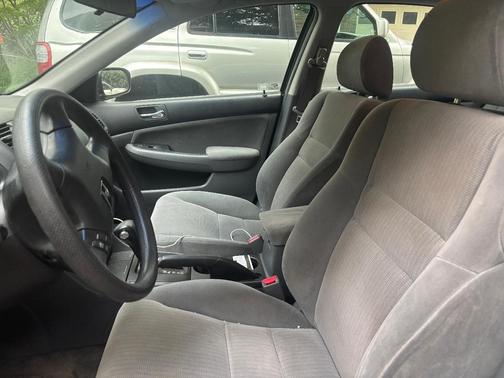 Silver 2005 Honda Accord LX
