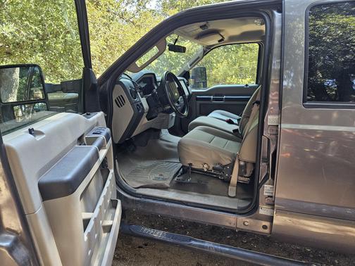 Gray 2008 Ford F-350 XLT Crew Cab Super Duty