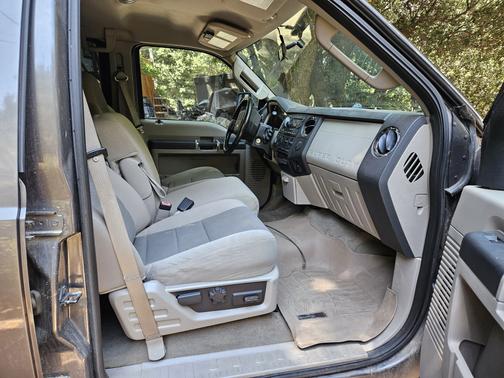 Gray 2008 Ford F-350 XLT Crew Cab Super Duty