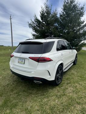 White 2021 Mercedes-Benz GLE 350 4MATIC