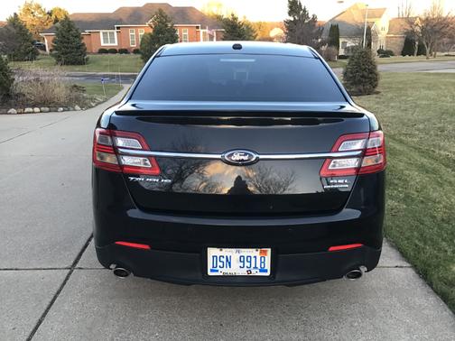 2014 Ford Taurus SEL