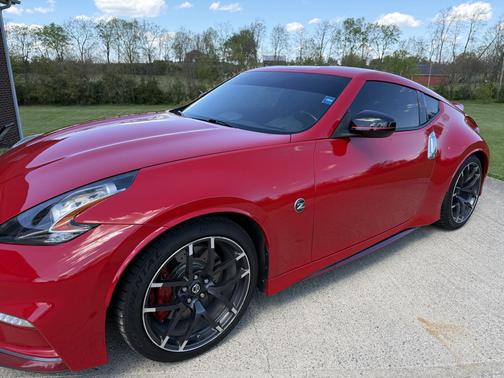 Red 2015 Nissan 370Z NISMO