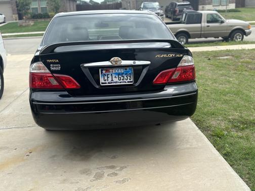 2004 Toyota Avalon XL