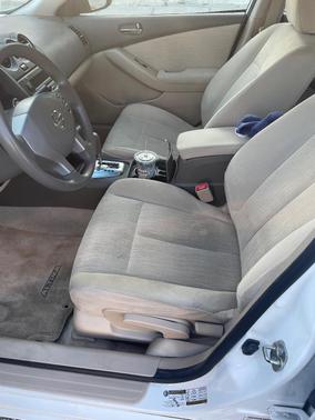 White 2012 Nissan Altima 2.5 S