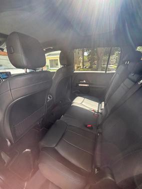 Gray 2021 Mercedes-Benz GLB 250 4MATIC