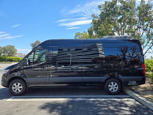 Black 2023 Mercedes-Benz Sprinter 2500 High Roof