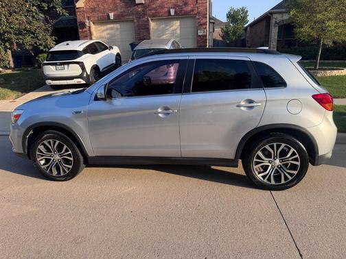 Silver 2017 Mitsubishi Outlander Sport 2.4 SEL