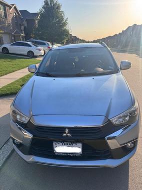 Silver 2017 Mitsubishi Outlander Sport 2.4 SEL