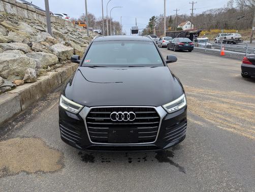 2016 Audi Q3 2.0T Prestige