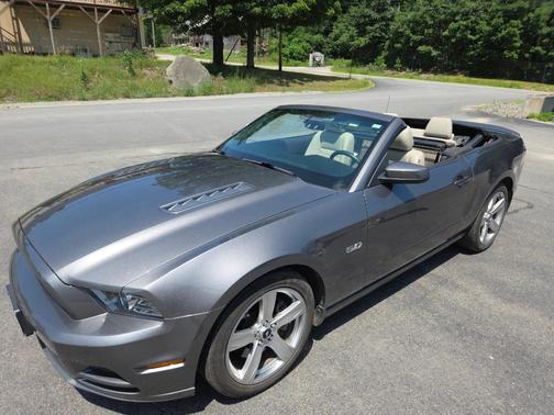 Gray 2013 Ford Mustang GT Premium