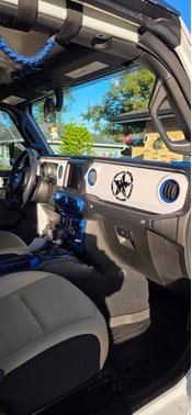 2022 Jeep Gladiator Willys