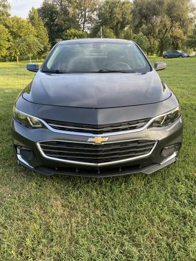 Gray 2017 Chevrolet Malibu 1LT