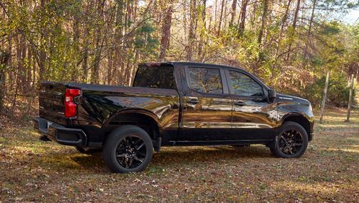 2023 Chevrolet Silverado 1500 Custom