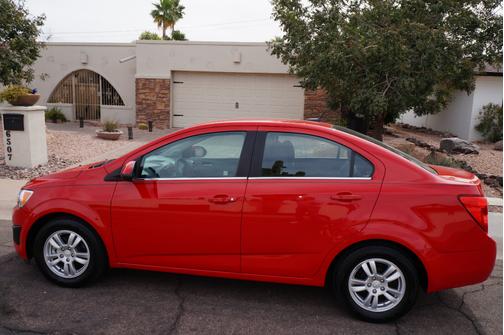 Red 2013 Chevrolet Sonic LT