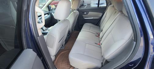 2011 Ford Edge SE
