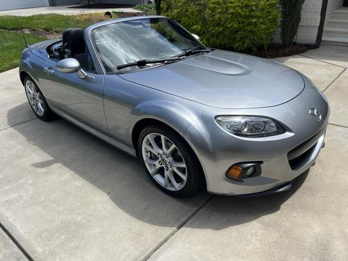 Silver 2014 Mazda MX-5 Miata Grand Touring