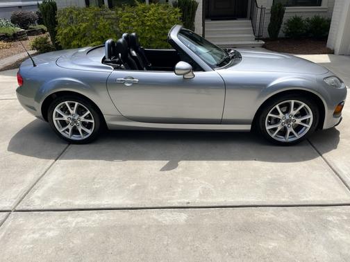Silver 2014 Mazda MX-5 Miata Grand Touring