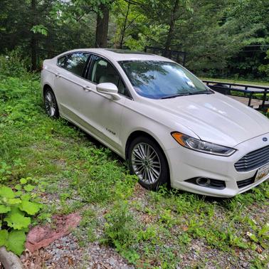 2014 Ford Fusion Hybrid SE
