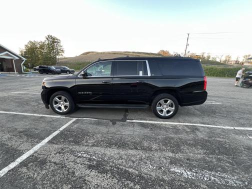 2018 Chevrolet Suburban LT