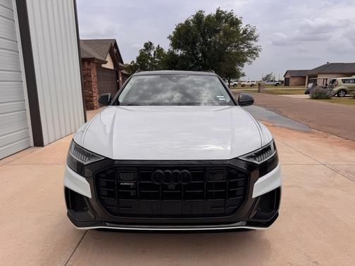 White 2023 Audi Q8 55 Prestige
