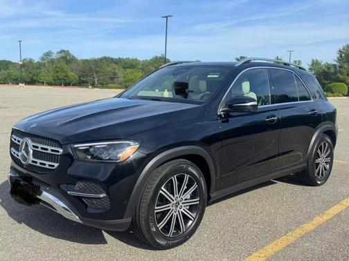 Black 2025 Mercedes-Benz GLE 450 4MATIC