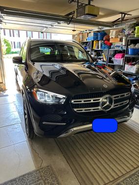 Black 2025 Mercedes-Benz GLE 450 4MATIC