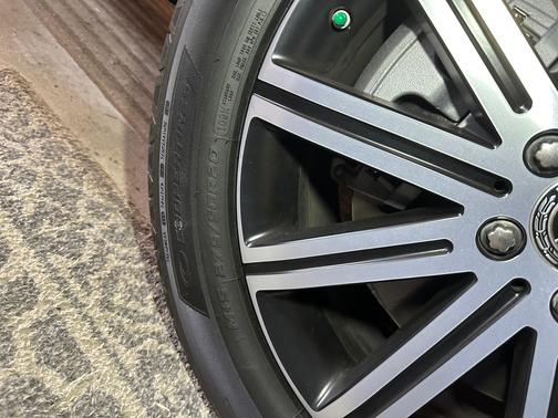 Black 2025 Mercedes-Benz GLE 450 4MATIC