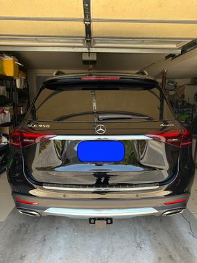 Black 2025 Mercedes-Benz GLE 450 4MATIC