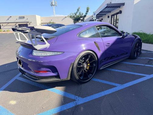 Purple 2016 Porsche 911 911 GT3 RS